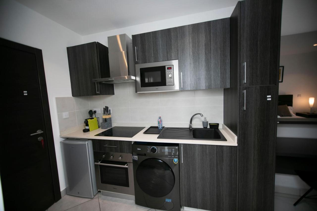 Accra Comfy Studio At Embassy Gardens Cantonments Экстерьер фото